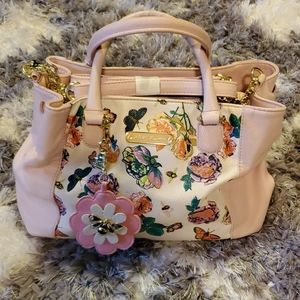 Adorable Betsey Johnson floral purse
